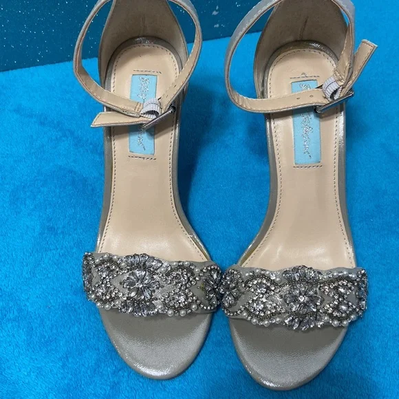 Blue by Betsey Johnson Gina Dress Sandals - Picture 2 of 5